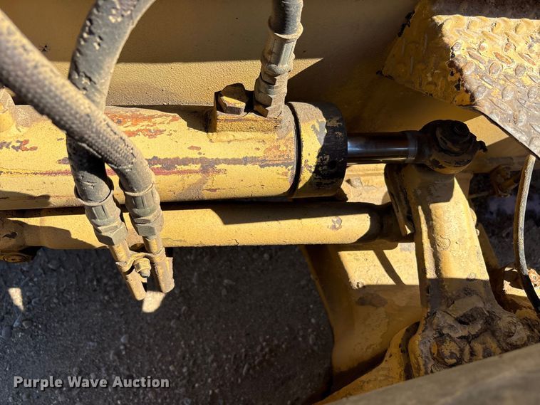 image for item EF6120 Galion D93292 