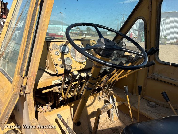 image for item EF6120 Galion D93292 