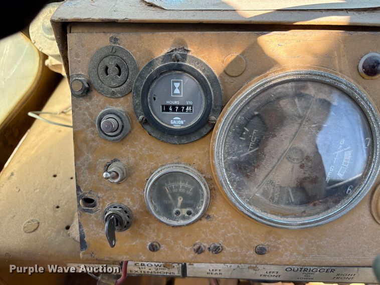 image for item EF6120 Galion D93292 