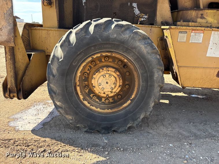 image for item EF6120 Galion D93292 