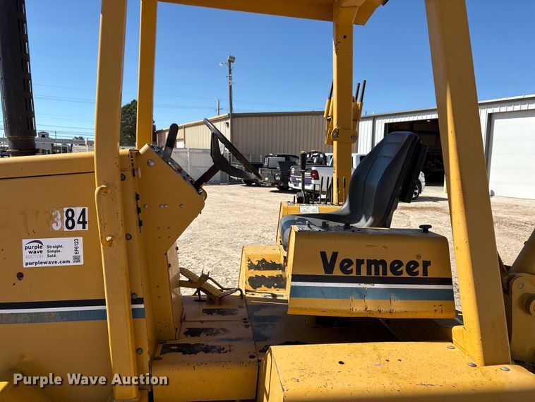 image for item EF6123 2004 Vermeer V120 vibratory cable plow