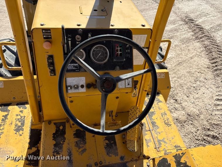 image for item EF6123 2004 Vermeer V120 vibratory cable plow