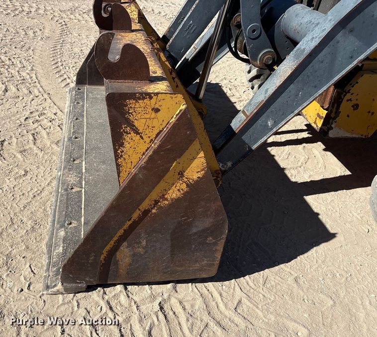 image for item EF6124 2014 John Deere 310SK backhoe