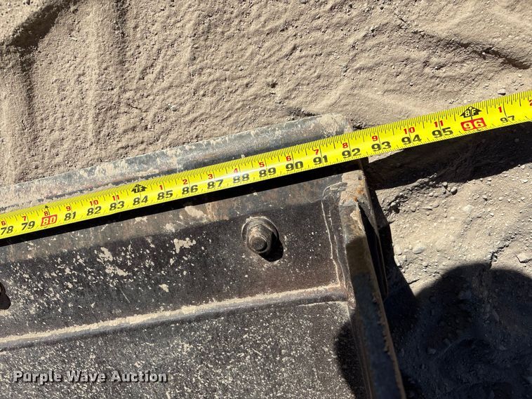 image for item EF6124 2014 John Deere 310SK backhoe