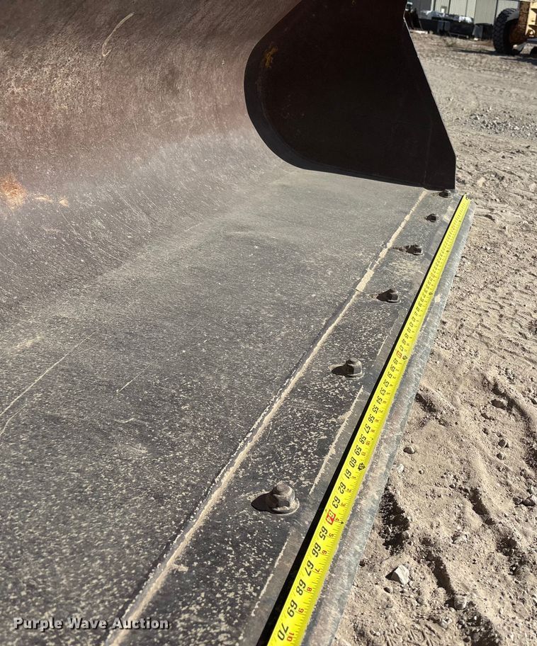 image for item EF6124 2014 John Deere 310SK backhoe