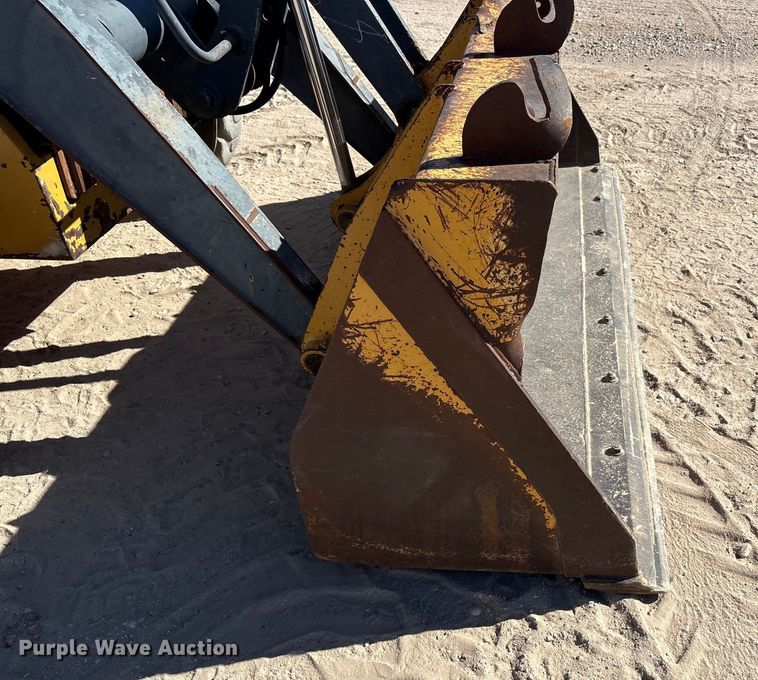 image for item EF6124 2014 John Deere 310SK backhoe