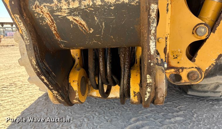 image for item EF6124 2014 John Deere 310SK backhoe