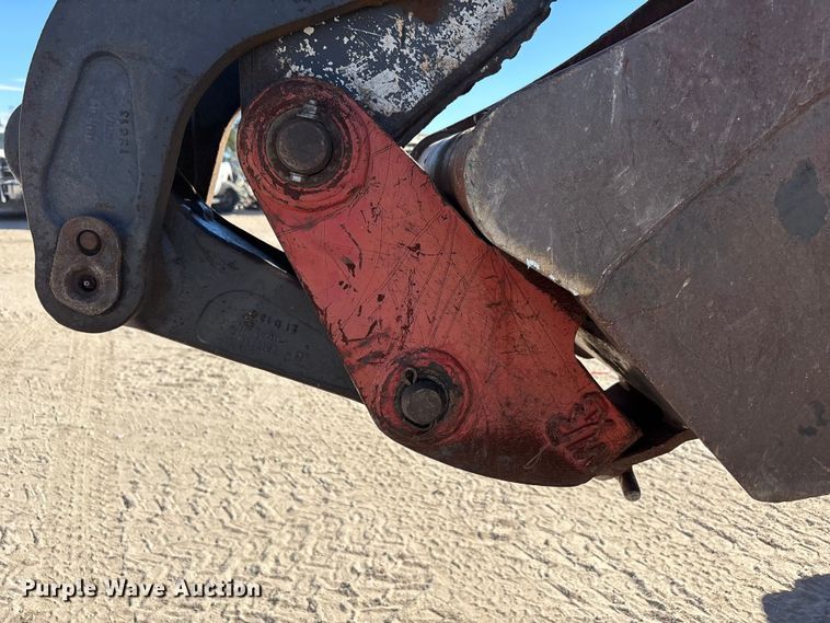 image for item EF6124 2014 John Deere 310SK backhoe