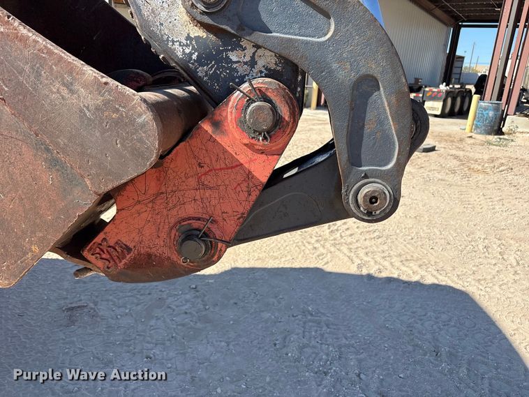 image for item EF6124 2014 John Deere 310SK backhoe