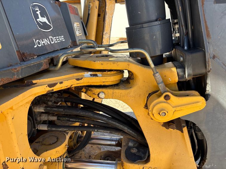 image for item EF6124 2014 John Deere 310SK backhoe