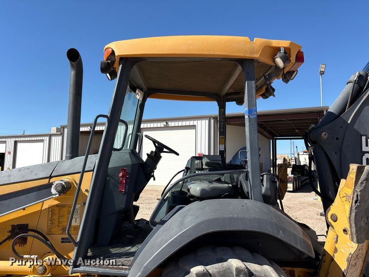 image for item EF6124 2014 John Deere 310SK backhoe