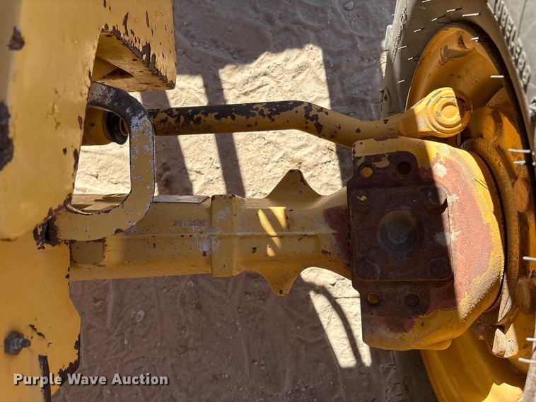 image for item EF6124 2014 John Deere 310SK backhoe