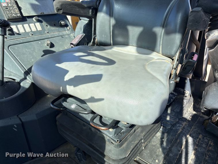 image for item EF6124 2014 John Deere 310SK backhoe