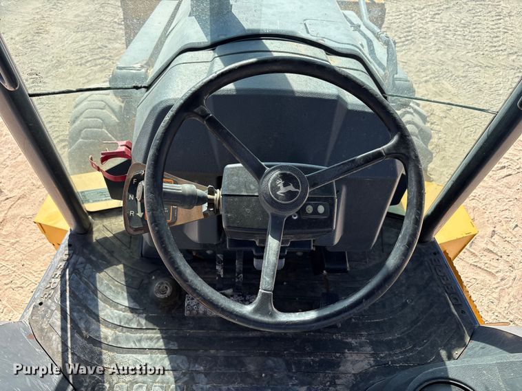 image for item EF6124 2014 John Deere 310SK backhoe