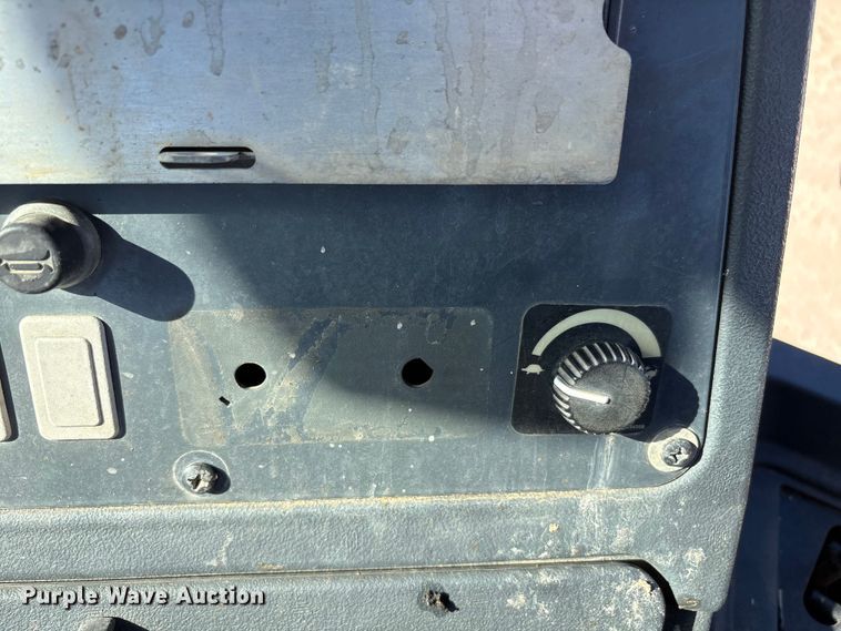 image for item EF6124 2014 John Deere 310SK backhoe