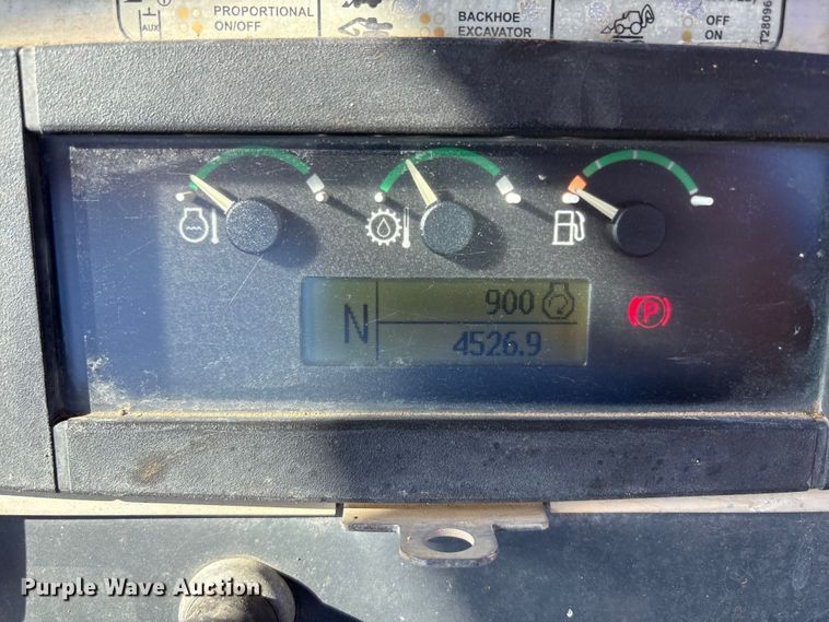 image for item EF6124 2014 John Deere 310SK backhoe