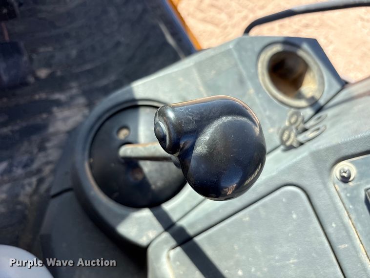 image for item EF6124 2014 John Deere 310SK backhoe