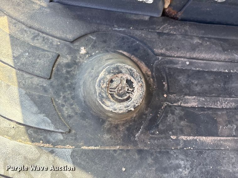 image for item EF6124 2014 John Deere 310SK backhoe