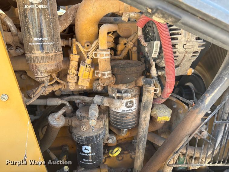 image for item EF6124 2014 John Deere 310SK backhoe