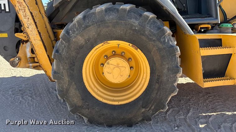 image for item EF6124 2014 John Deere 310SK backhoe