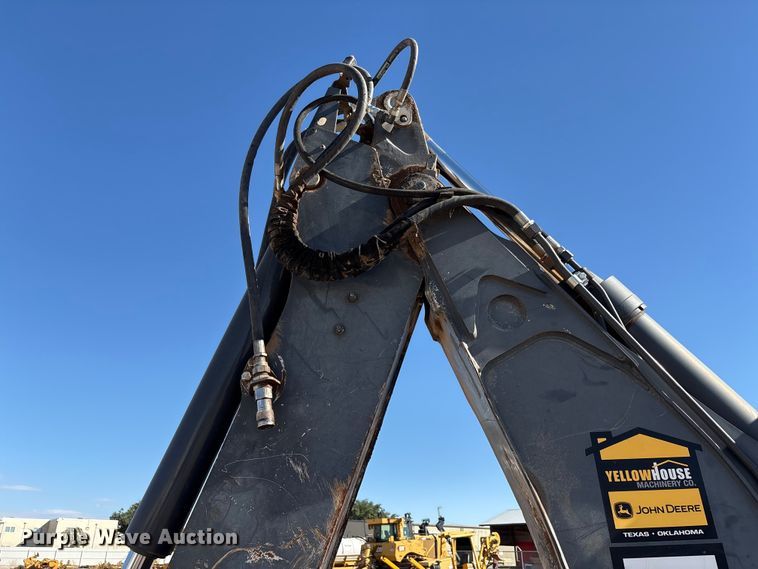 image for item EF6125 2015 John Deere 310SL backhoe