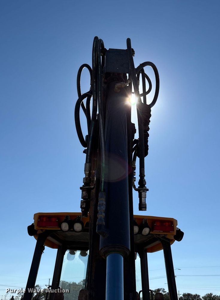 image for item EF6125 2015 John Deere 310SL backhoe