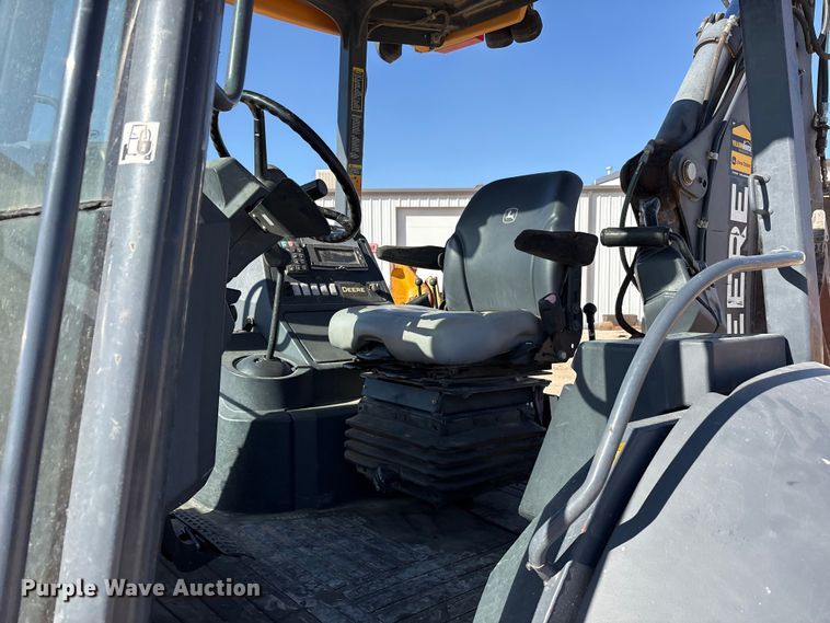 image for item EF6125 2015 John Deere 310SL backhoe