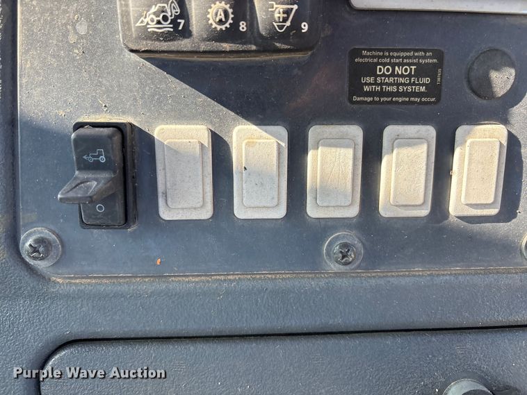 image for item EF6125 2015 John Deere 310SL backhoe