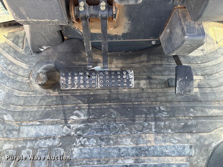 image for item EF6125 2015 John Deere 310SL backhoe