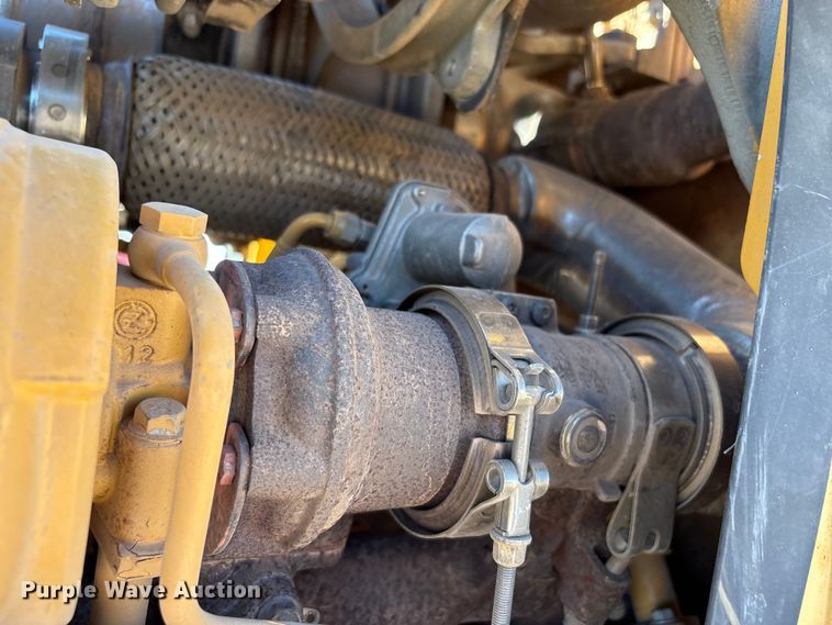 image for item EF6125 2015 John Deere 310SL backhoe