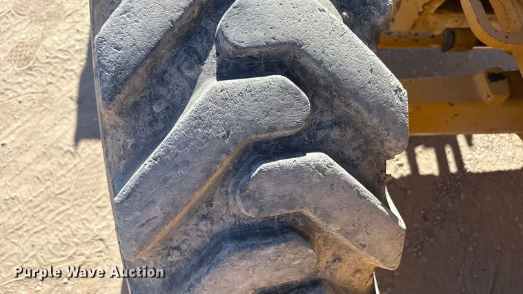 image for item EF6125 2015 John Deere 310SL backhoe