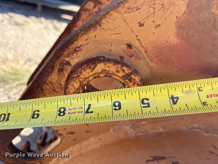 image for item EF6126 (2) Case 580S backhoe buckets