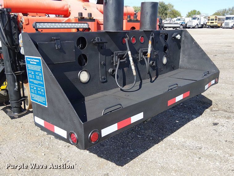 image for item EG1677 2007 Freightliner Business Class M2 Crew Cab crane truck