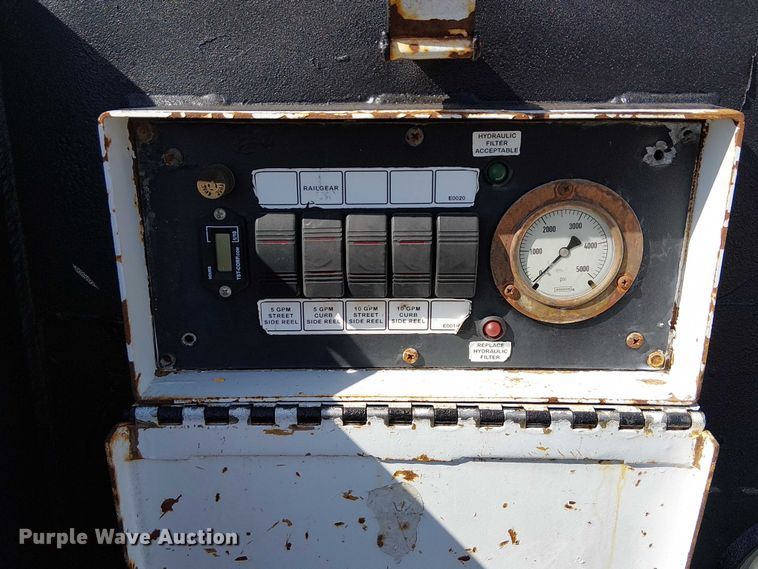 image for item EG1677 2007 Freightliner Business Class M2 Crew Cab crane truck