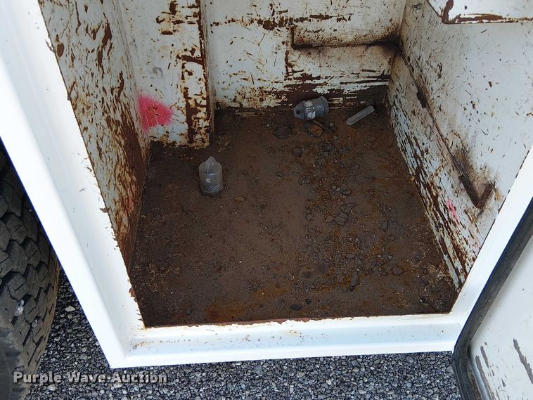 image for item EG1677 2007 Freightliner Business Class M2 Crew Cab crane truck