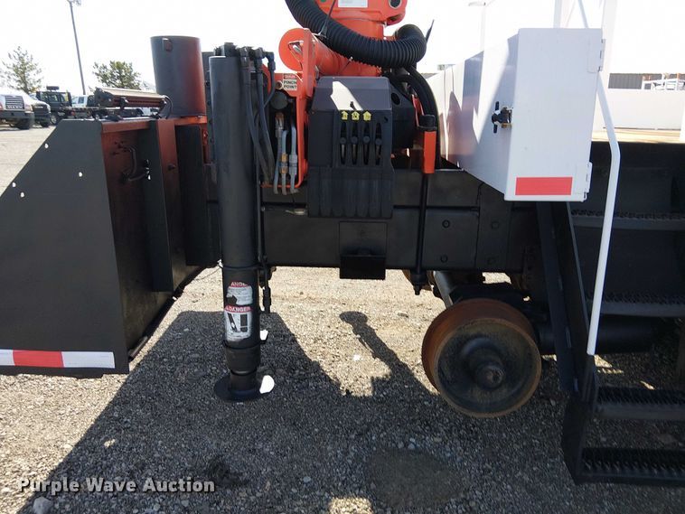 image for item EG1677 2007 Freightliner Business Class M2 Crew Cab crane truck