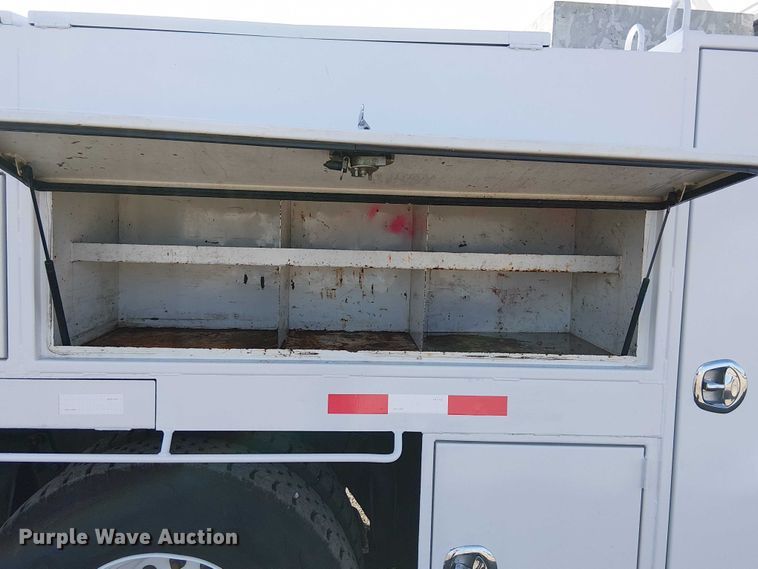 image for item EG1677 2007 Freightliner Business Class M2 Crew Cab crane truck