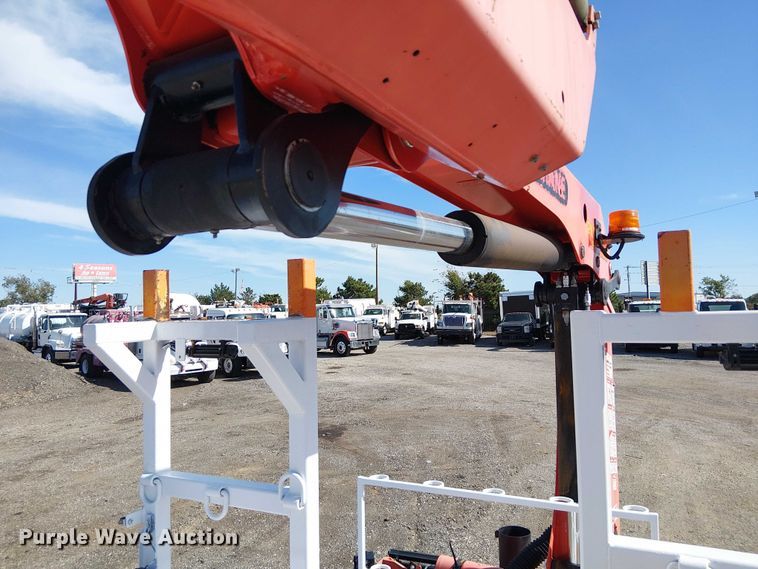 image for item EG1677 2007 Freightliner Business Class M2 Crew Cab crane truck