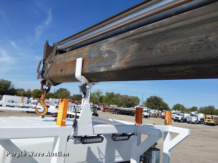 image for item EG1677 2007 Freightliner Business Class M2 Crew Cab crane truck