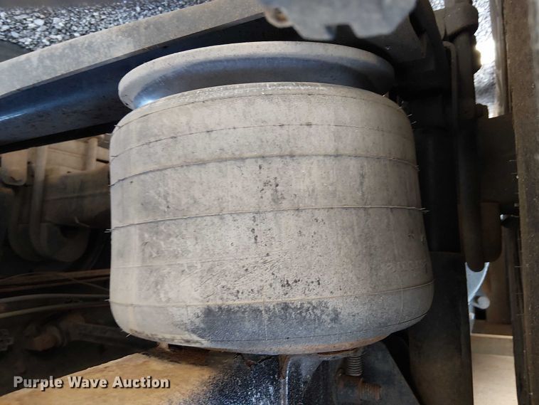 image for item EG1677 2007 Freightliner Business Class M2 Crew Cab crane truck