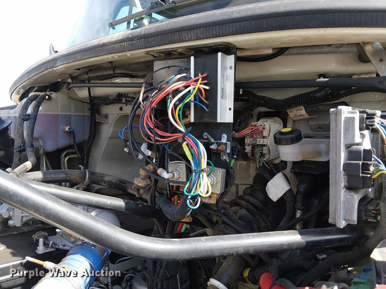 image for item EG1677 2007 Freightliner Business Class M2 Crew Cab crane truck