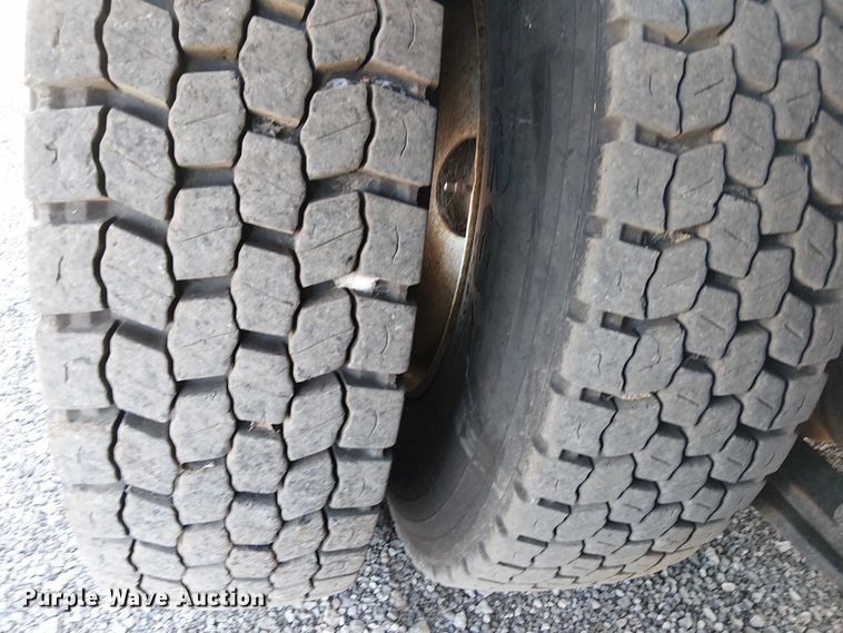 image for item EG1677 2007 Freightliner Business Class M2 Crew Cab crane truck