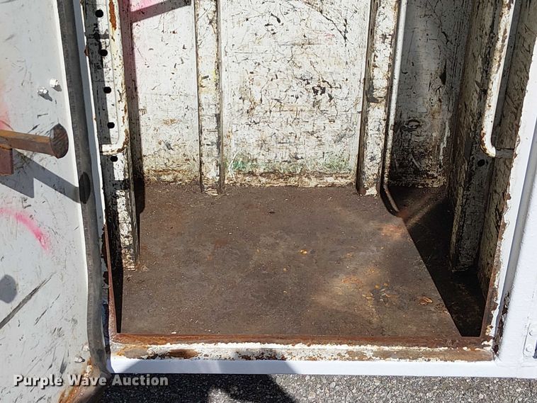 image for item EG1678 2010 International WorkStar 7500 Crew Cab crane truck