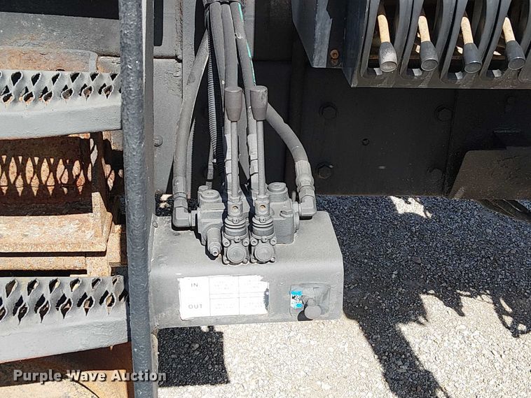 image for item EG1678 2010 International WorkStar 7500 Crew Cab crane truck