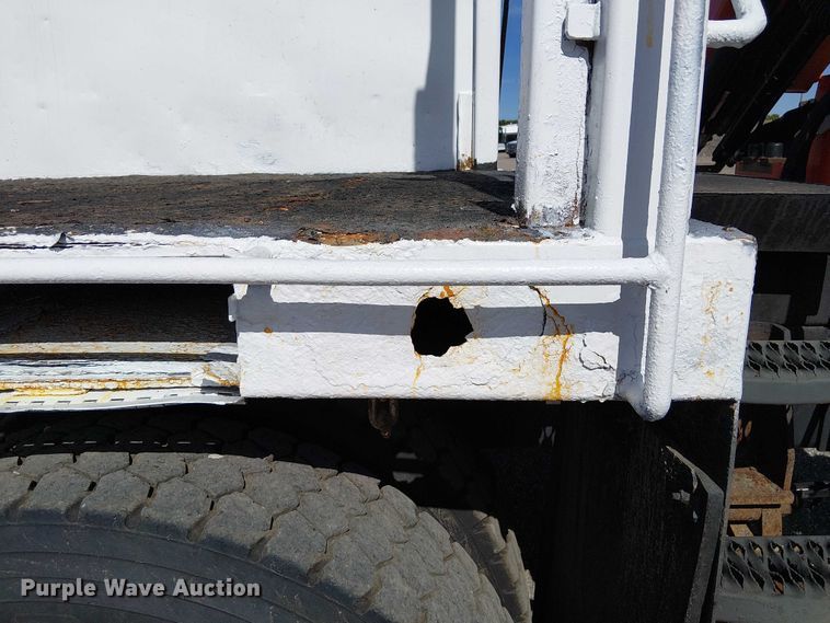 image for item EG1678 2010 International WorkStar 7500 Crew Cab crane truck