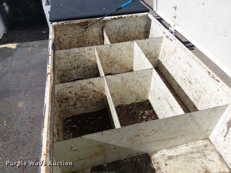 image for item EG1678 2010 International WorkStar 7500 Crew Cab crane truck