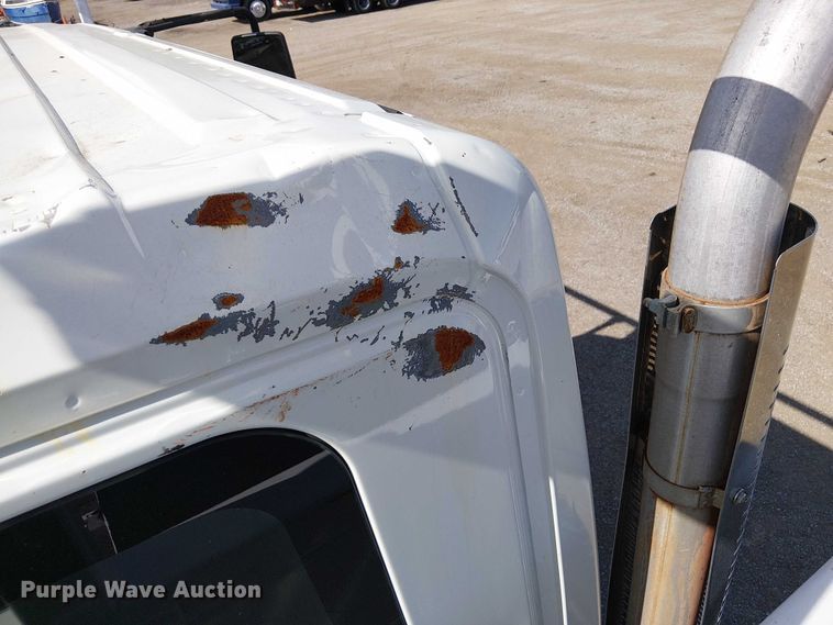 image for item EG1678 2010 International WorkStar 7500 Crew Cab crane truck