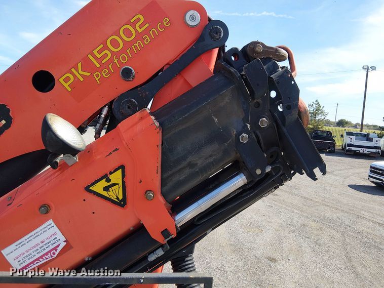 image for item EG1678 2010 International WorkStar 7500 Crew Cab crane truck