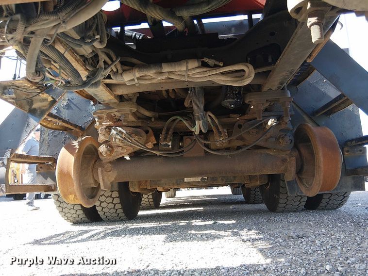 image for item EG1678 2010 International WorkStar 7500 Crew Cab crane truck