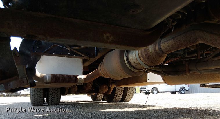 image for item EG1678 2010 International WorkStar 7500 Crew Cab crane truck